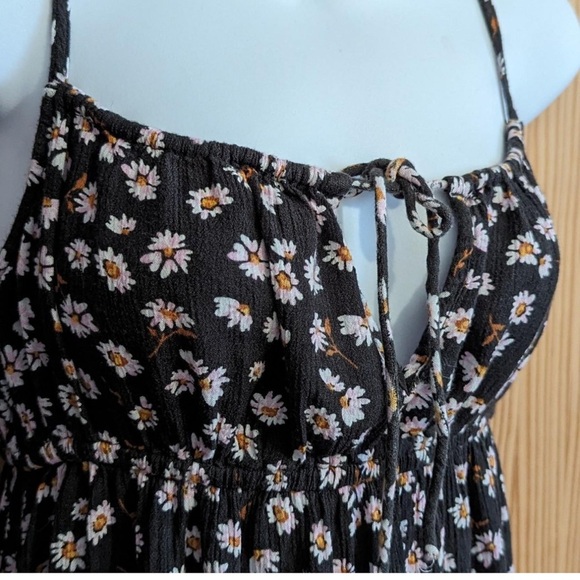 Floral Black Dress - Picture 3 of 7